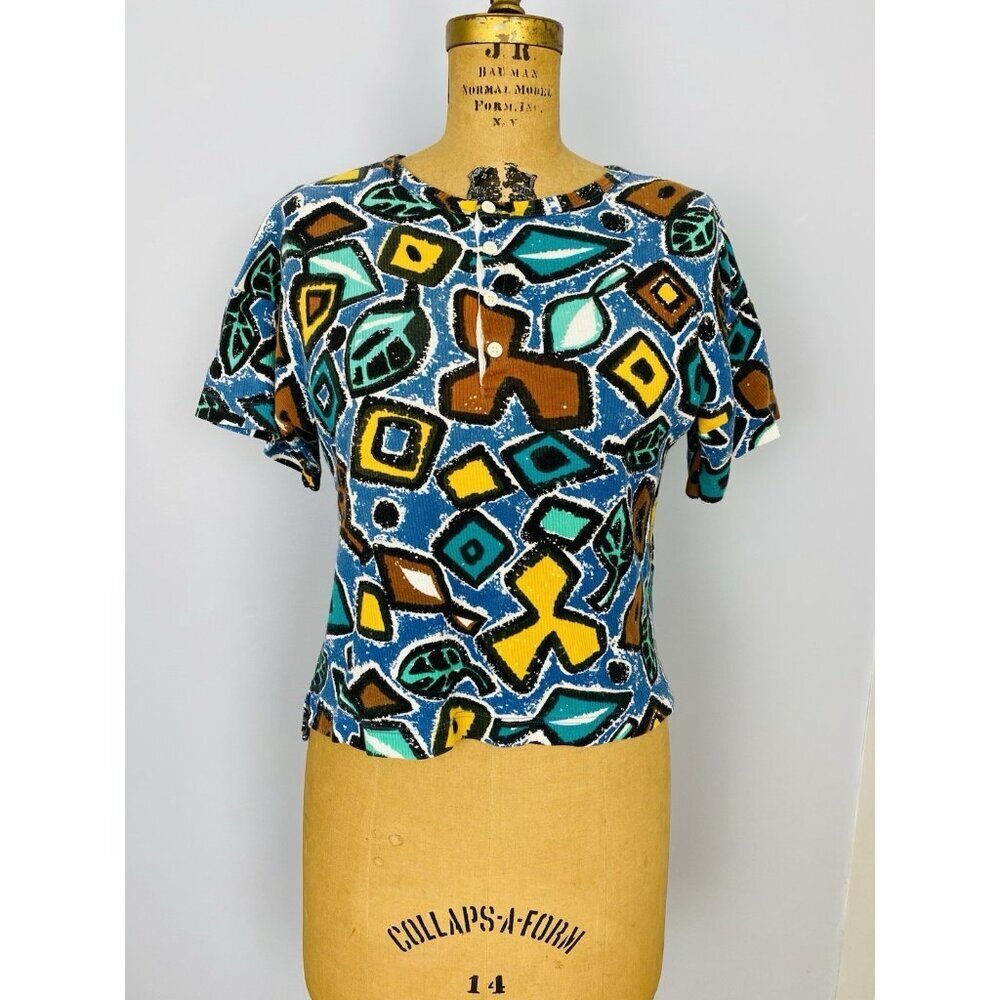 Vintage United Colors Of Benetton Cropped Henley Size Medium Abstract Crazy AOP